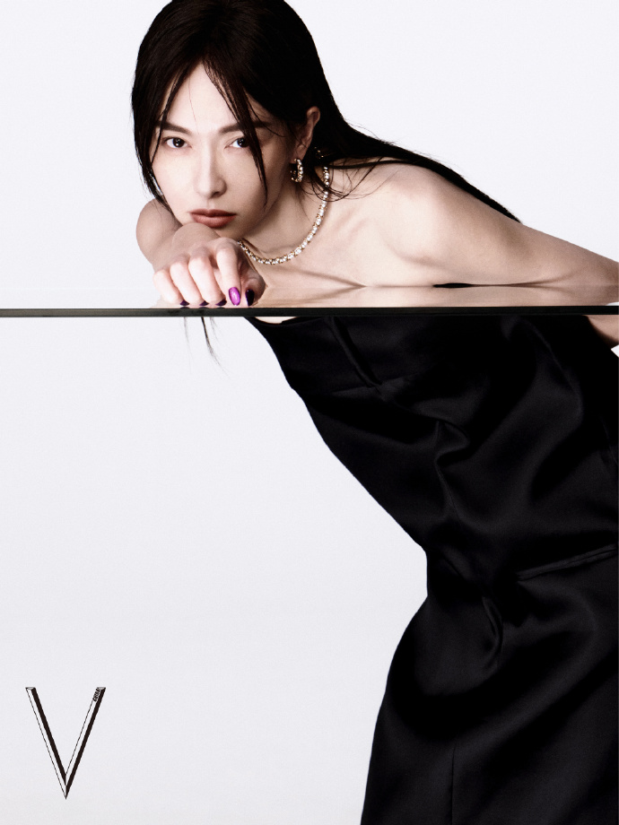 007Y7ePDgy1hz8etis56gj31jk223hdt.jpg