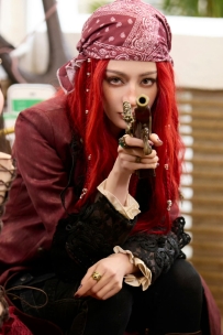 【明星写真】迪丽热巴 开始推理吧 红发女海盗 ​​​