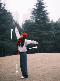 【秘籍】一些自由自在的拍照姿势～动作越大越好看 ​​​